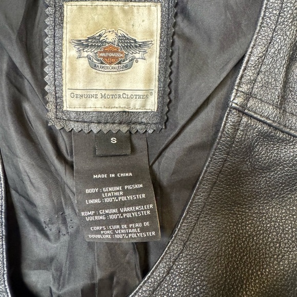 ✨ Harley-Davidson Black Leather Vest Pink Logo Patches Small Biker ✨ - Picture 5 of 5